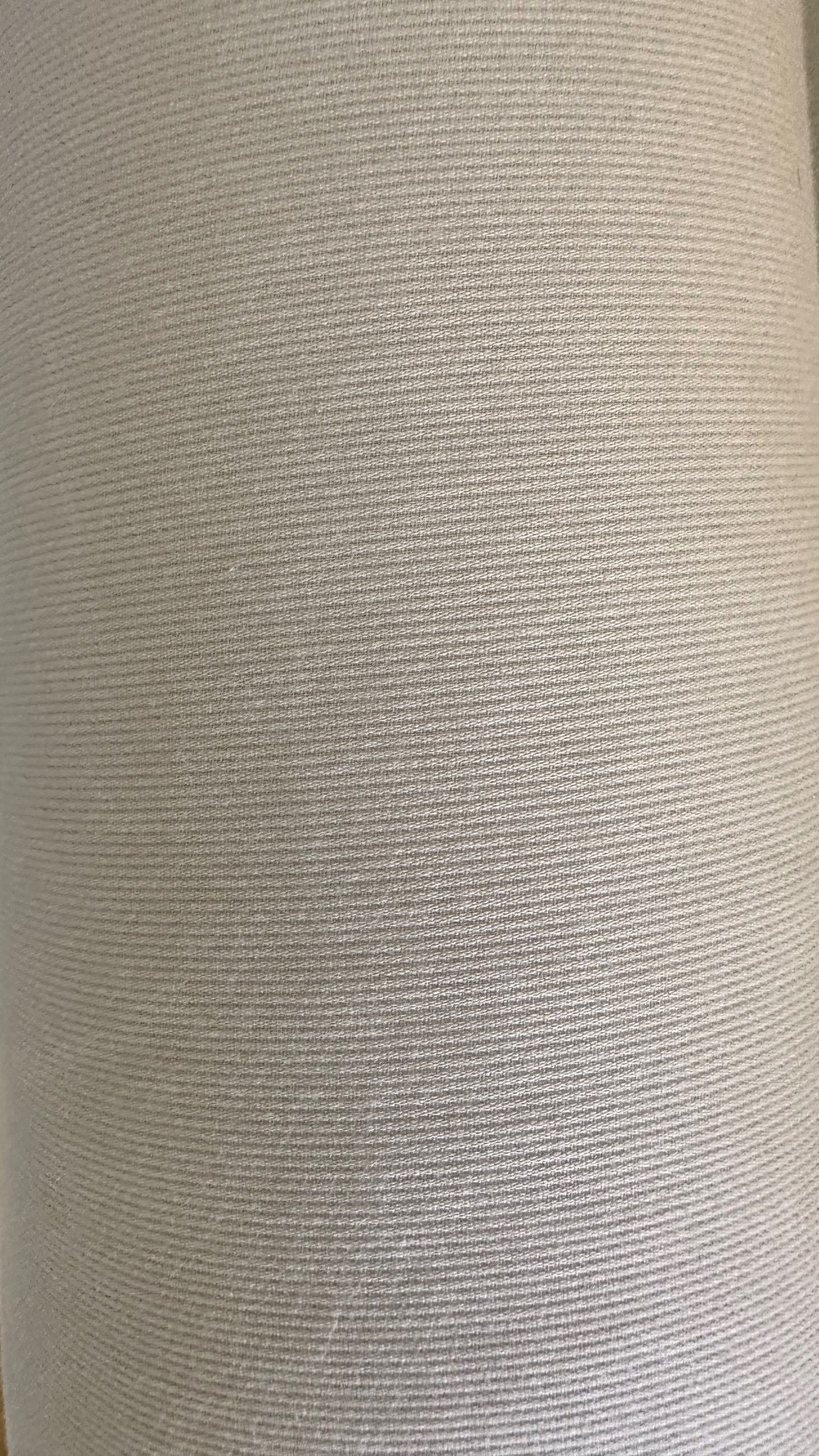 Sofá de baloiço branco com capa cinzenta