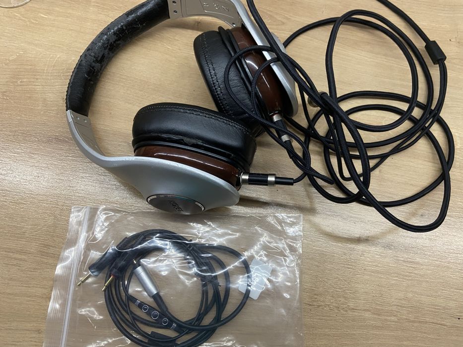 Наушники Denon AH-D7100