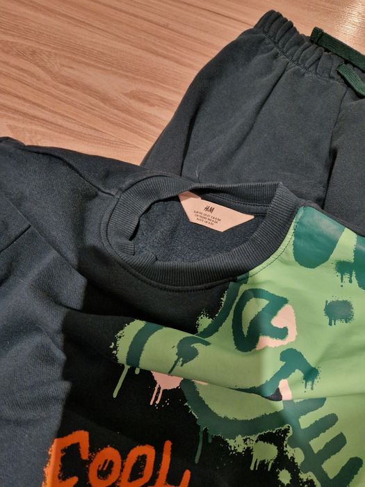 Dres dinozaur h&m  110