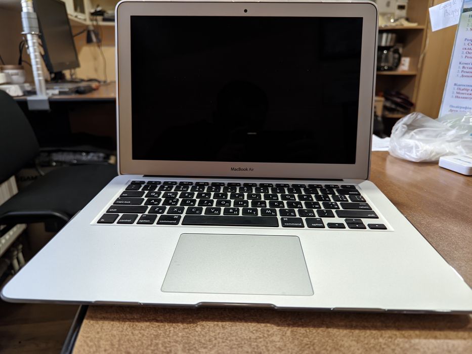 Купити Ноутбук Apple MacBook Air 13 a1466, i5/8gb/128gb Васильків