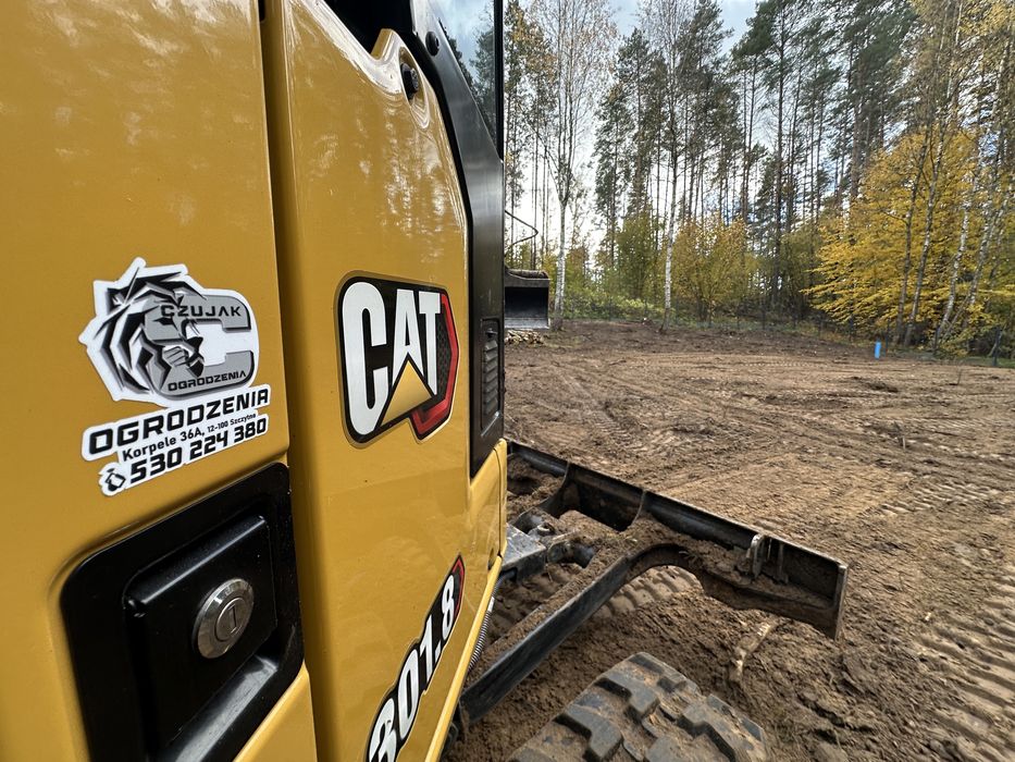 SZYBKIE KOPANIE USŁUGI Minikoparką Cat Precyzja przyłącza wody prądu