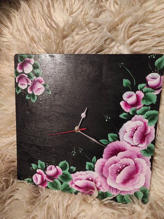 Zegar drewniany ręcznie malowany, zegarek ścienny kwadrat