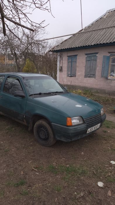 Продам опелька в непоганому стані