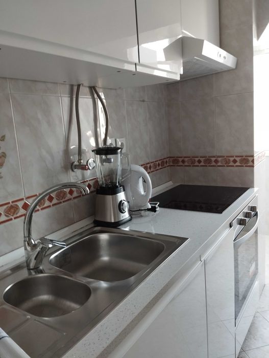 Quarto para arrendar na Reboleira