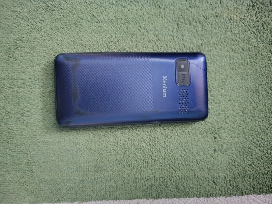 кнопочный телефон PHILIPS