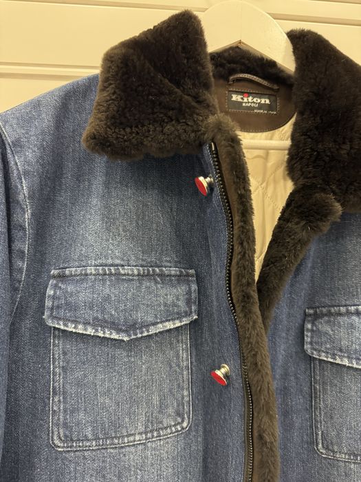 Продам Kiton джинсовую куртку с мехом , 52р оригинал