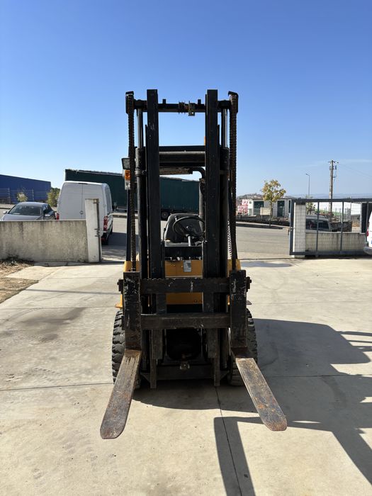 Empilhador 2.5 T