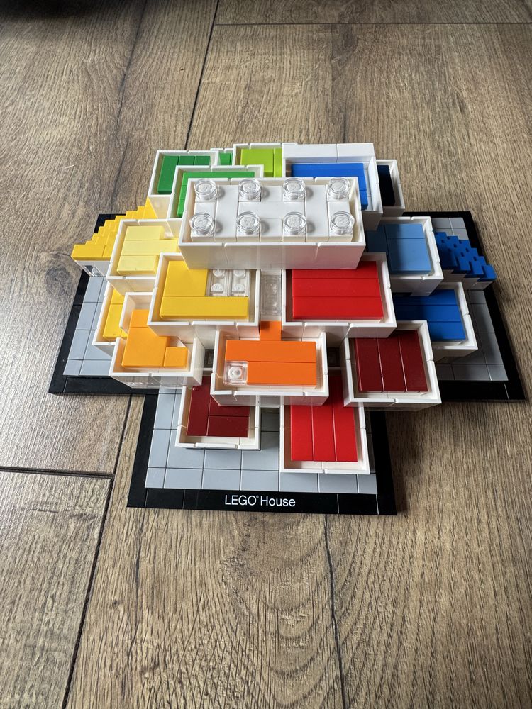 LEGO® Architecture 21037 LEGO House