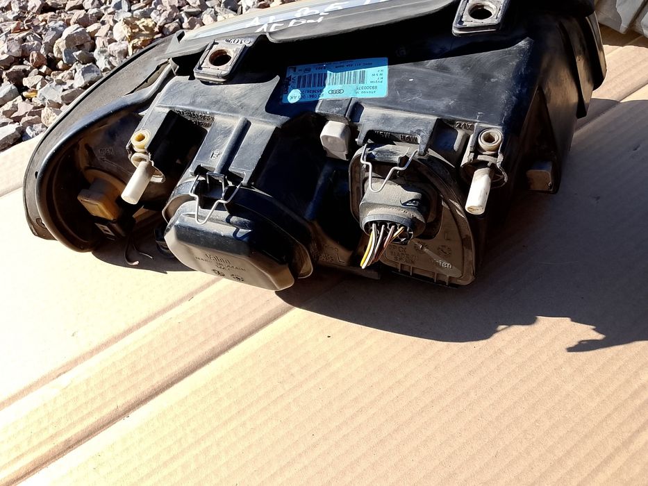 Lampa prawy przód Audi A4 B5 LIFT,8D0941.004AK, 003AK