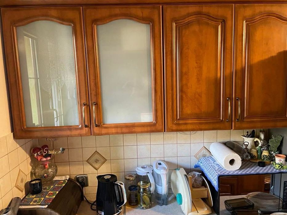 Meble kuchenne ze sprzętem AGD (bez lodówki) – komplet do sprzedaży