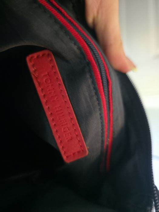 Torebka listonoszka Tommy Hilfiger