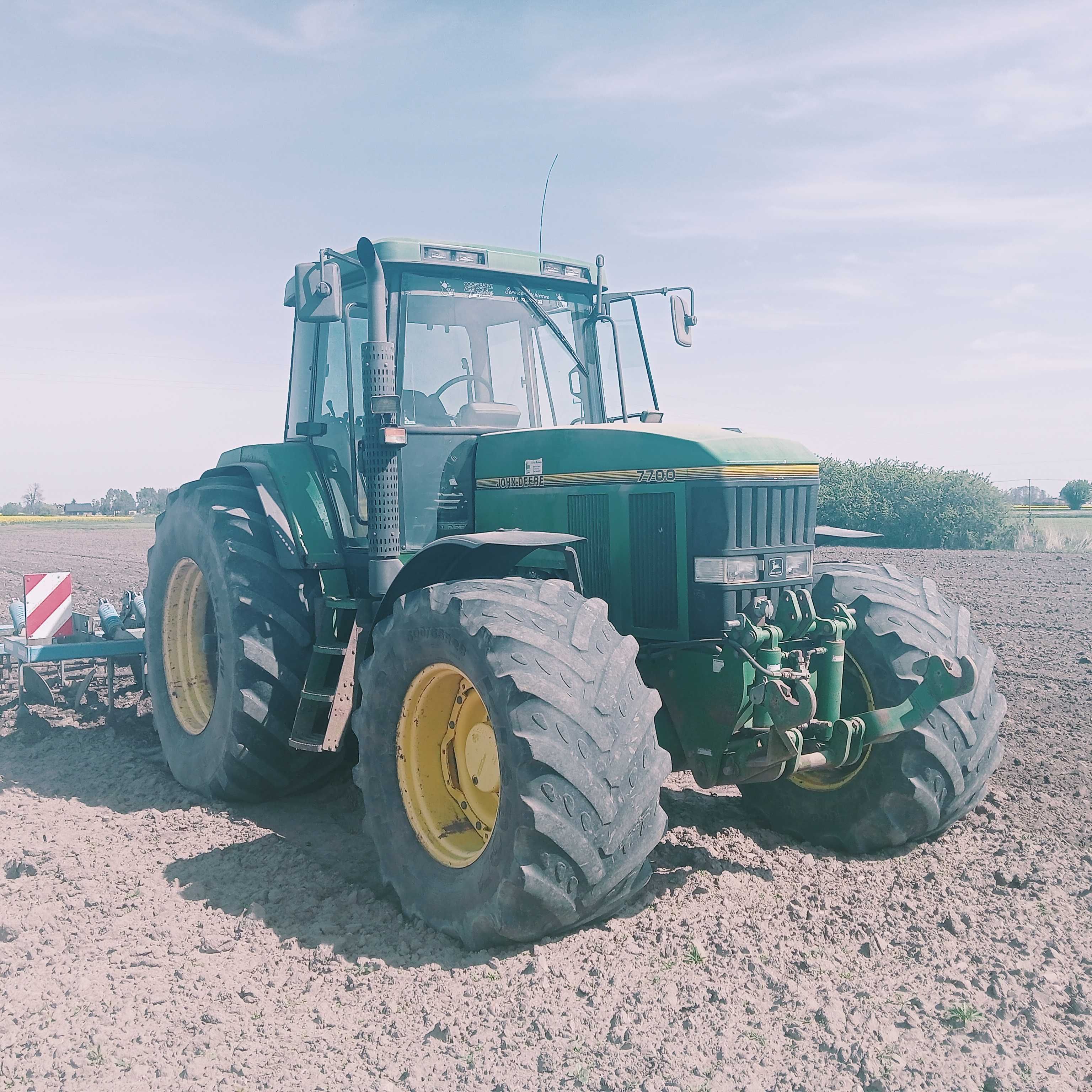 Ciągnik John Deere 7700, 96 r, 12000 h, powershift,  tuz 80 tyś netto