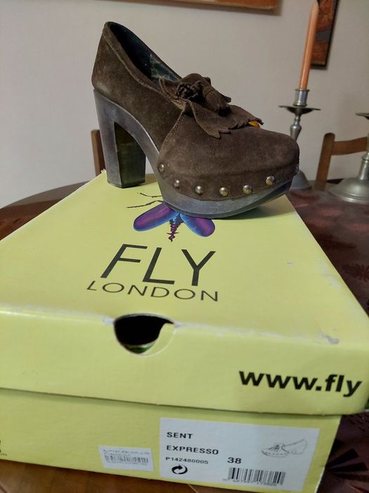 Sapatos da FLY e XUZ tamanhos 38 e 39