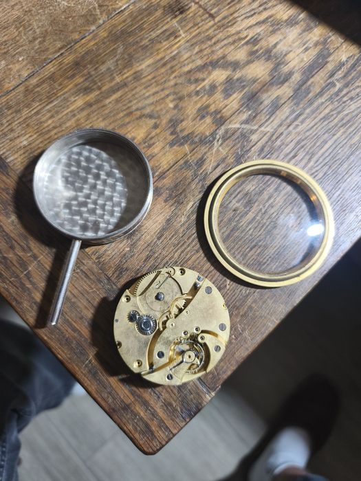 Stary zegarek samochodowy