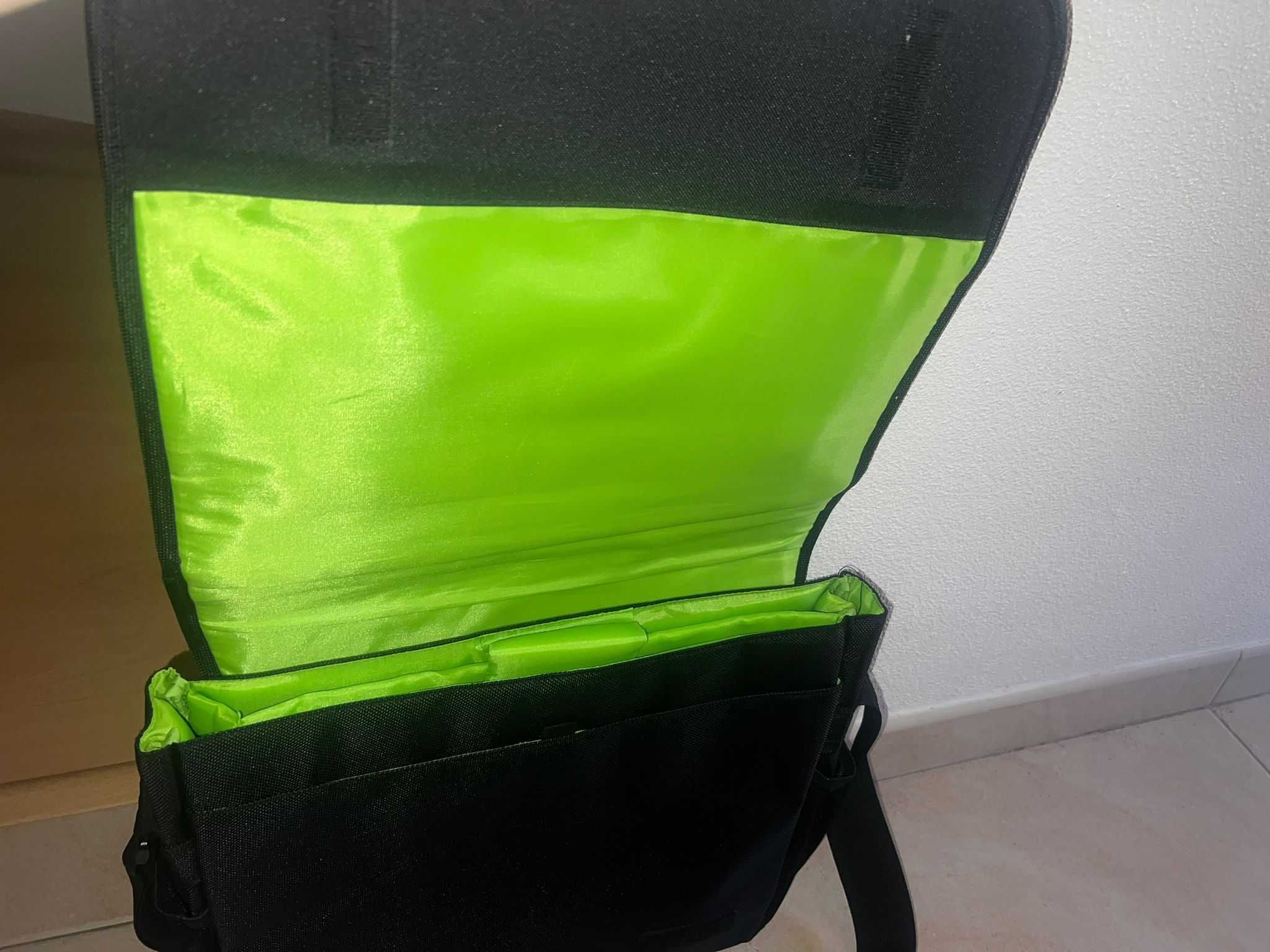 bolsa preta para transportar portátil