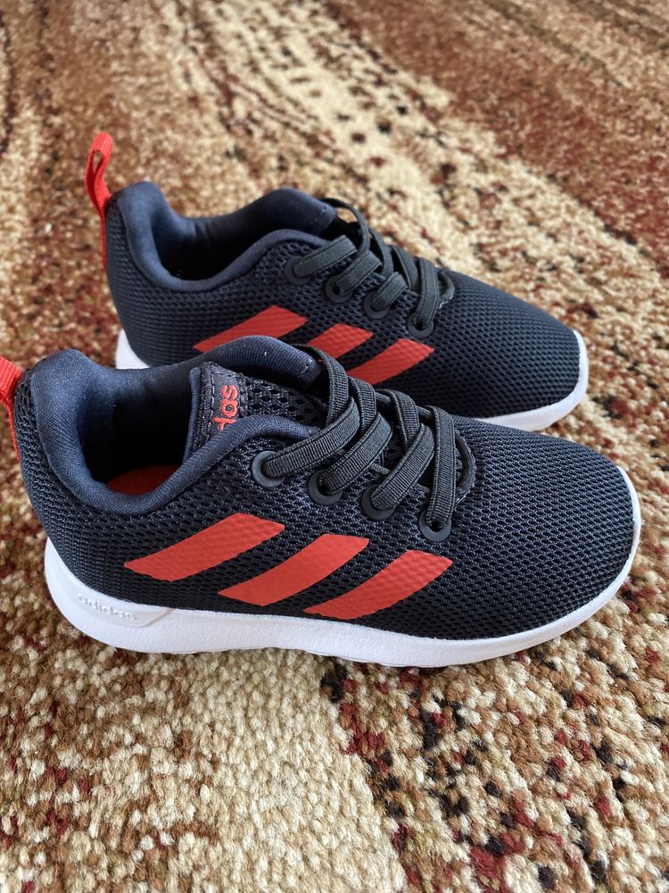 Nowe buty adidas 23,5. Polecam!