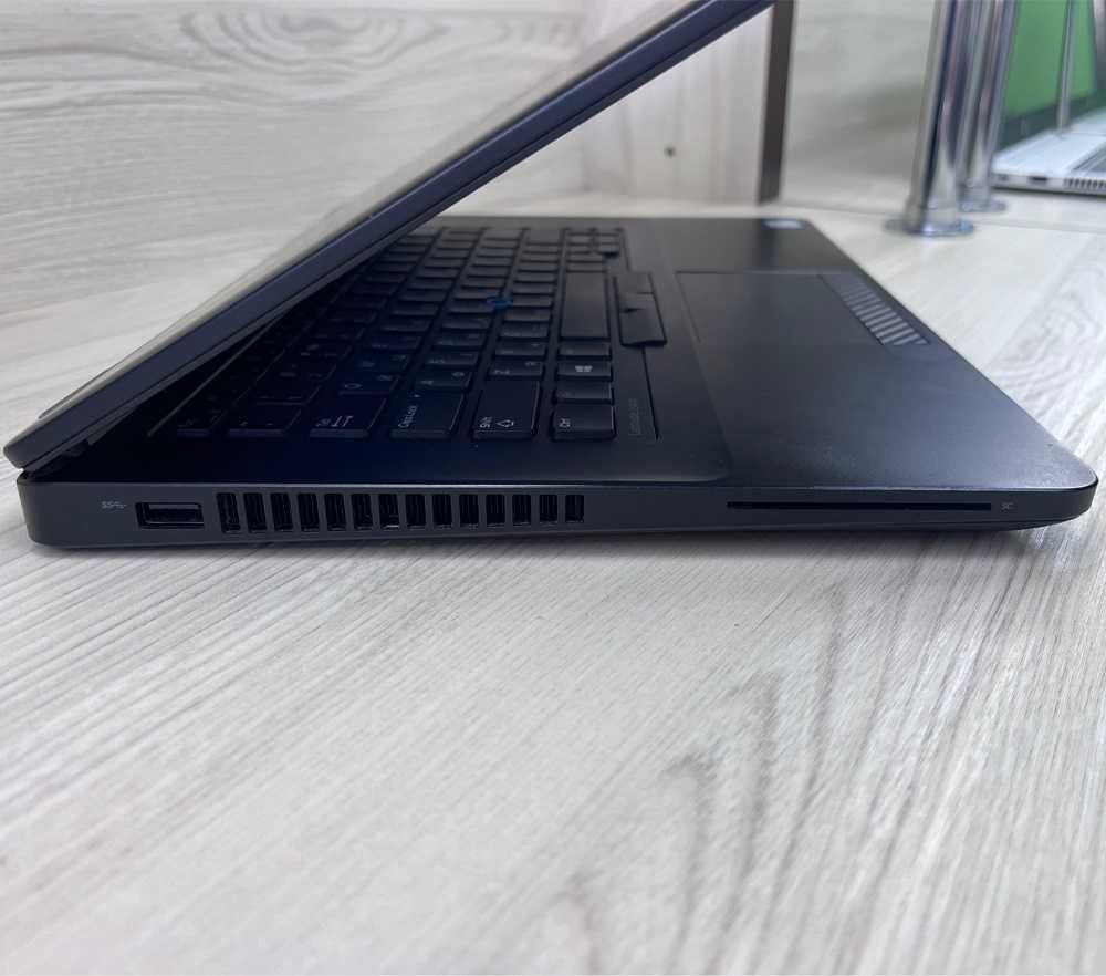 Офісний Dell Latitude E5470 14" Intel Core i5 8GB SSD 512GB NVMe миша