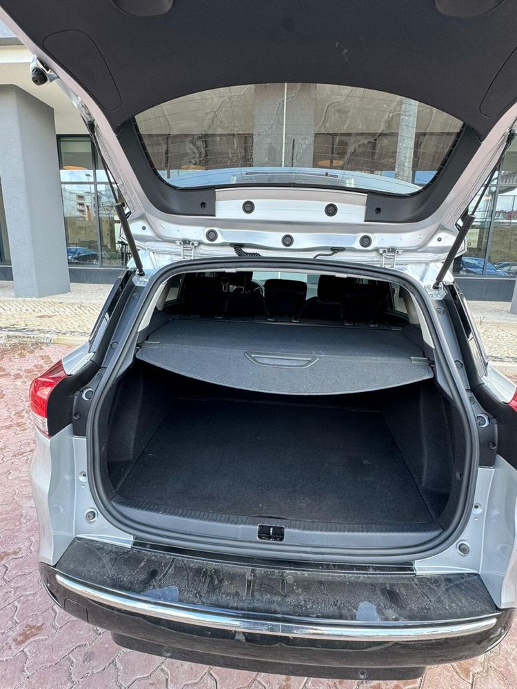 Renault Clio 2019 – 60.000 km – Impecável e pronto a andar