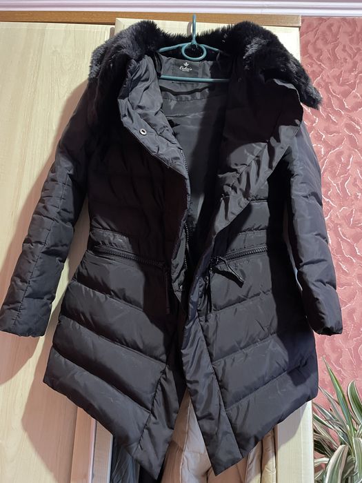 Пуховик Colins, розмір хс