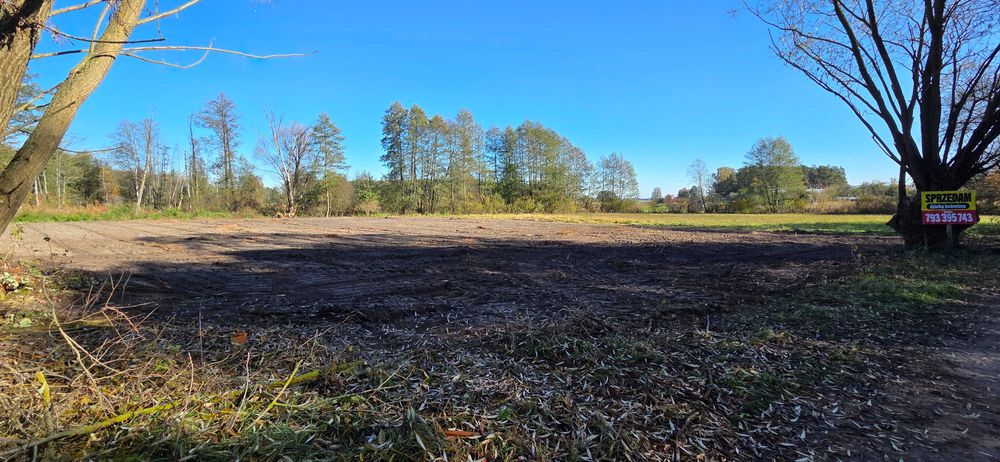 2547 m2 - działka budowlana w Husince gm. Biała Podlaska (dom + staw)