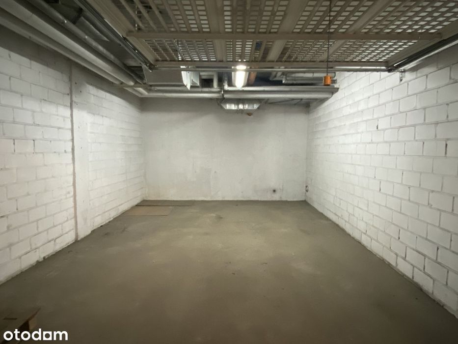 Duży ogrzewany garaż pod budynkiem POGODNO ul.Gorkiego