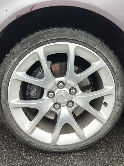 Buick regal GS AWD Performance 2017