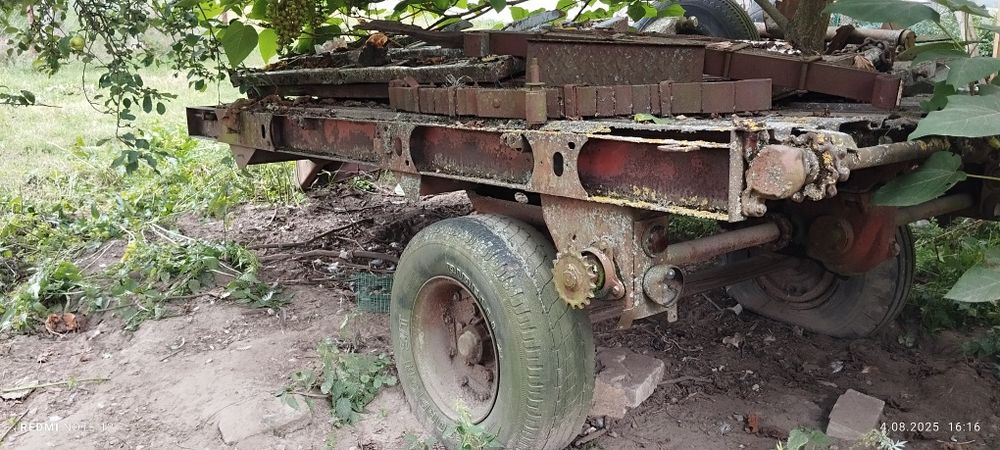 Rama z rozrzutnik jednoosiowy ruskiego