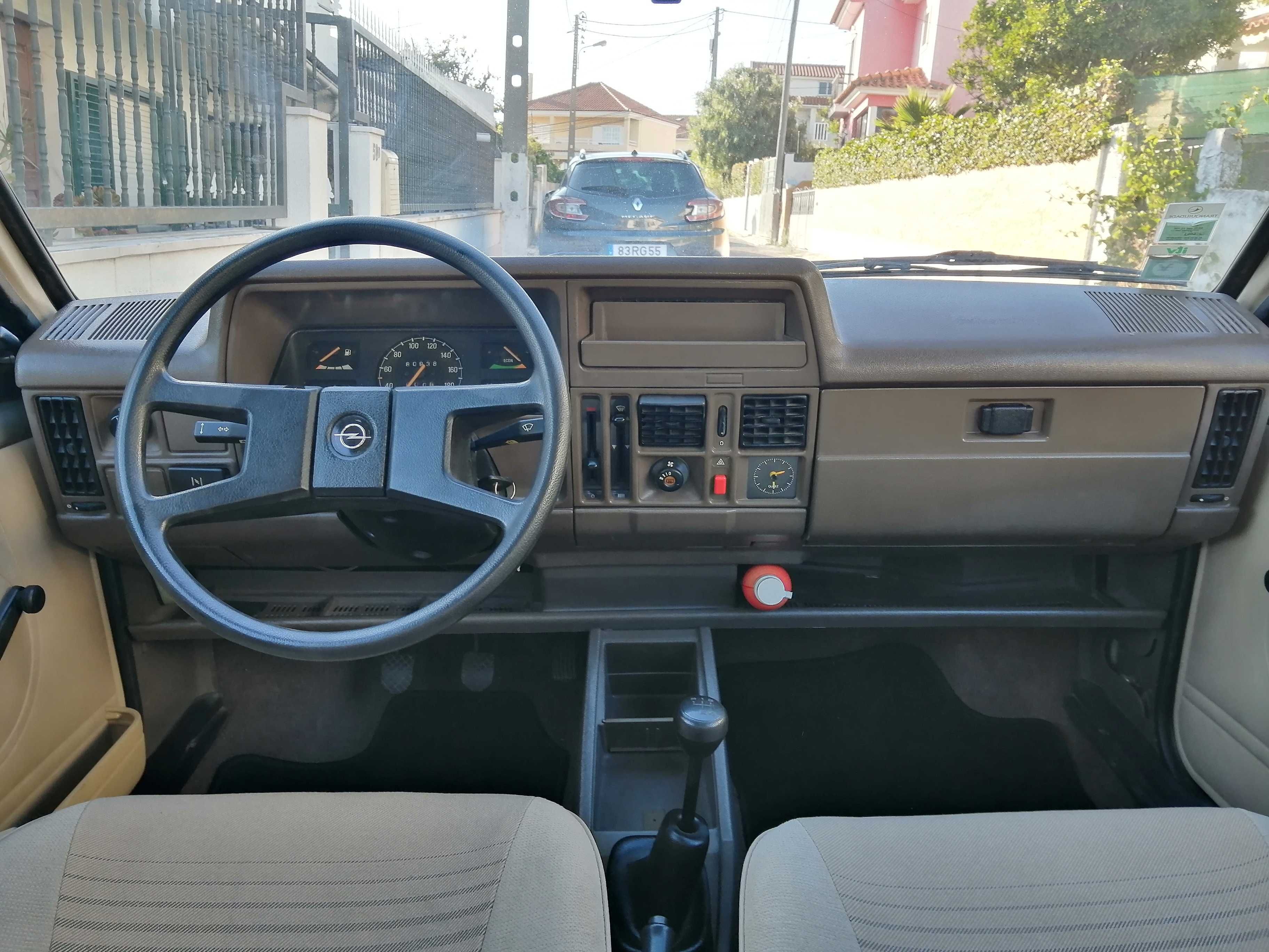 Opel Corsa 1.2 Clássico Certificado 80.000km
