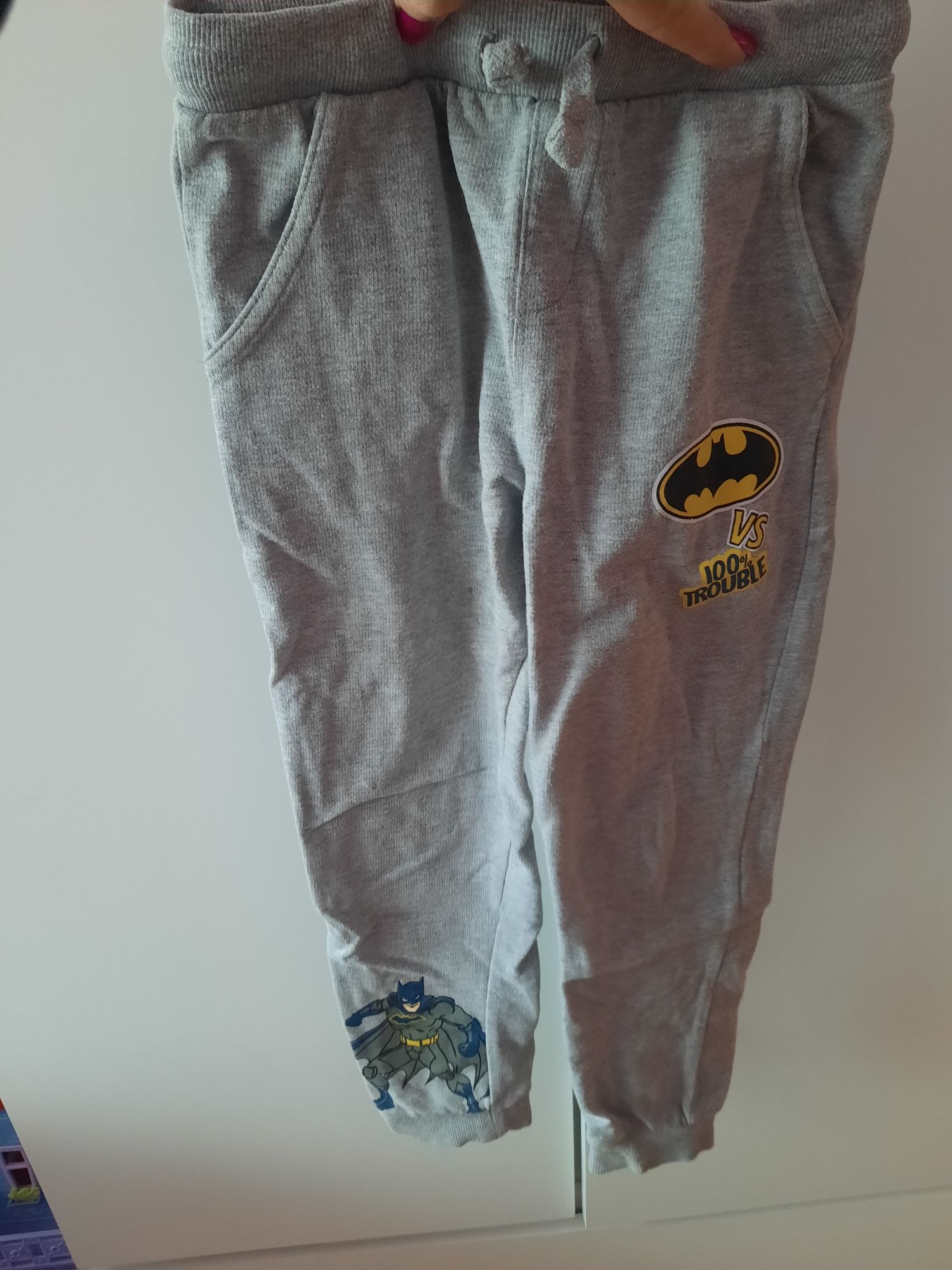 Spodnie dresowe dla chłopca Batman Sinsay