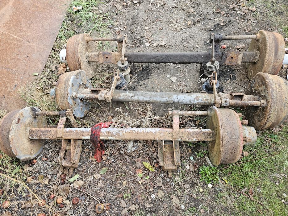 Oś ośka przyczepa rolnicza BSS Brandys