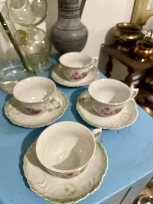 Porcelanowa filiżanka ze spodkiem