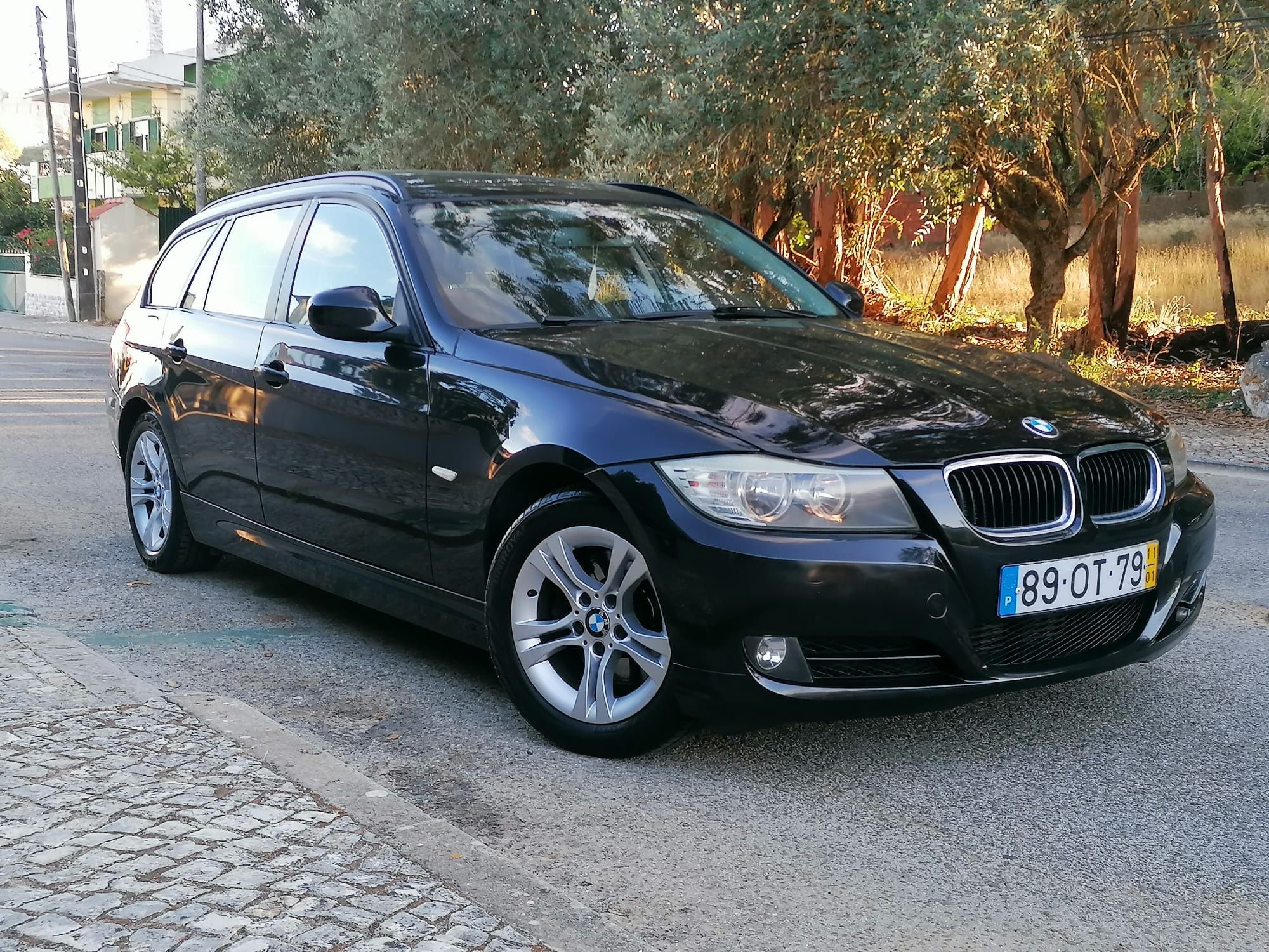 BMW 318D Touring Sport Navigation 143CV 185.000KMS Reais Garagem 2011