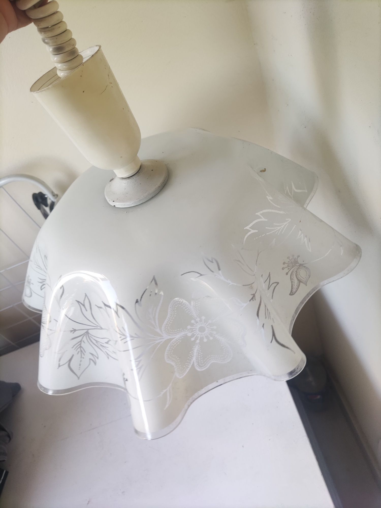 Lampa wisząca biała
