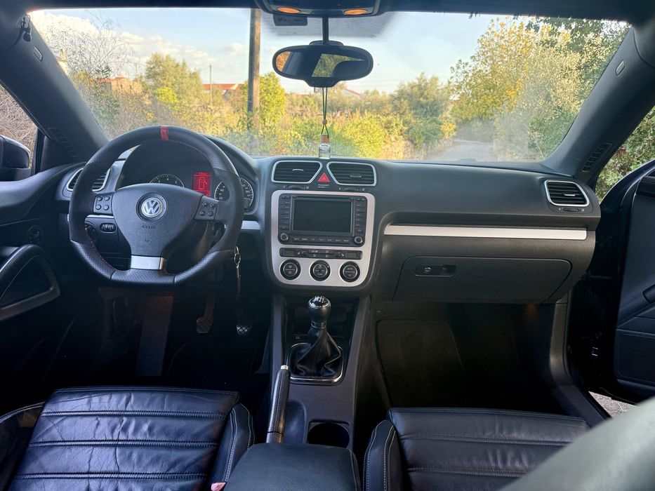 Volkswagen Scirocco 2.0 TSI Sport Caixa Manual