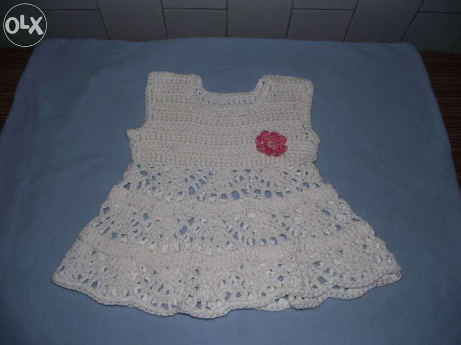 Vestido feito á mão croche NOVO