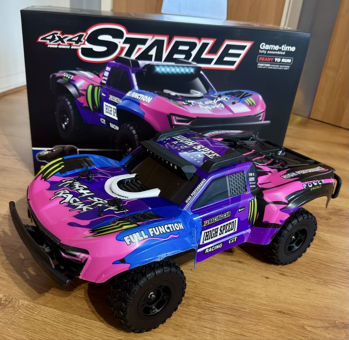 Model RC JJRC C8826 Short Course 1:10 4x4 –RTR, bateria, pilot, led