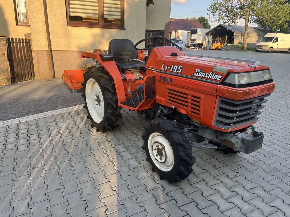 Traktorek kubota L1-195 19 km 4x4 rewers blokada walek 3 cylindry
