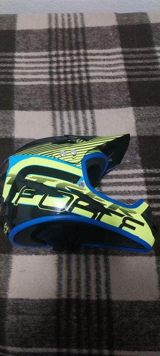 Capacete motocross/downhill novo