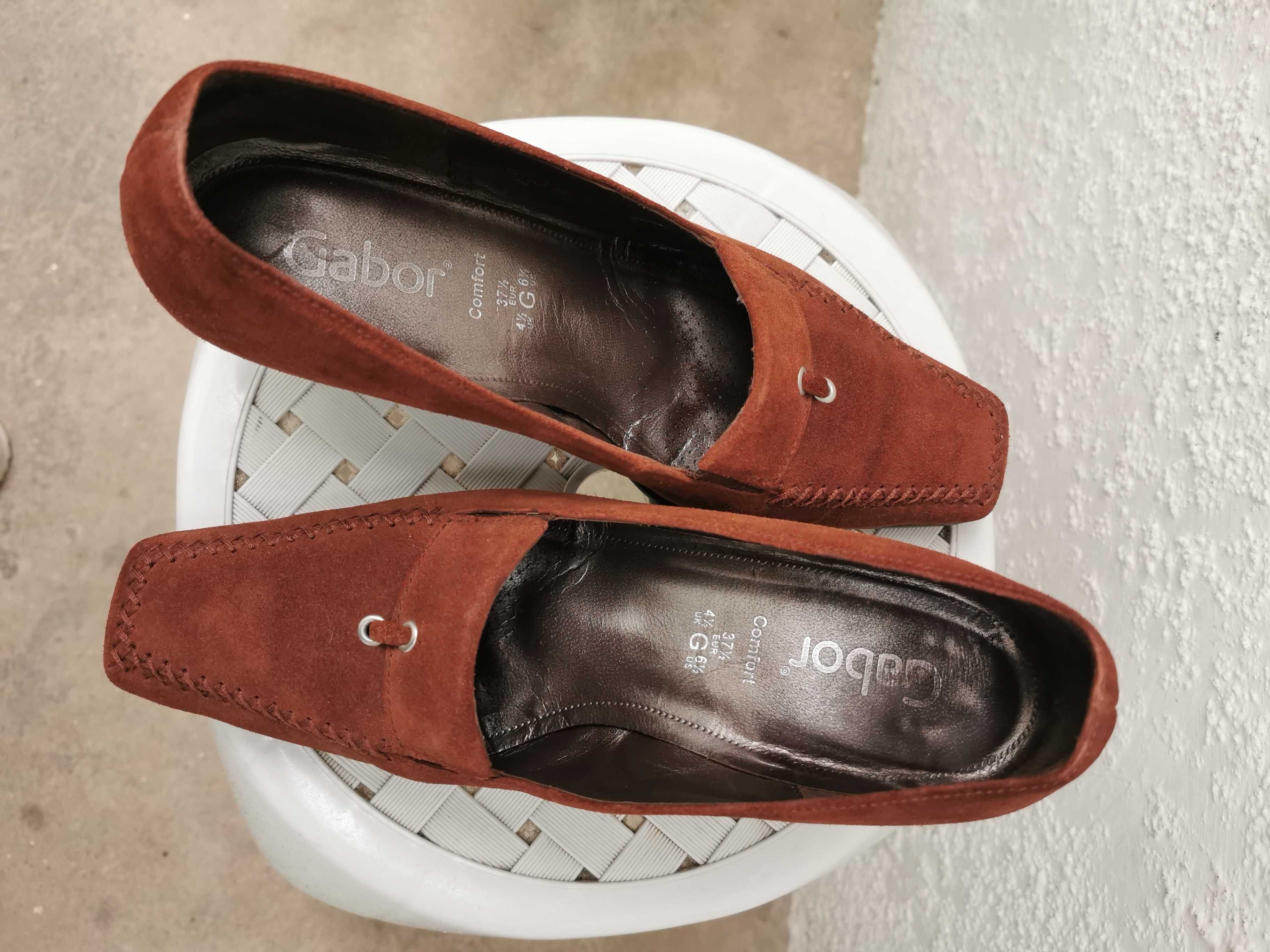 Sapatos senhora camurça