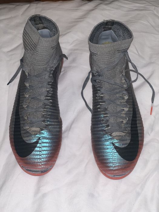 Buty Nike profesjonalne Mercurial Superfly V CR7 AG-PRO 40.5