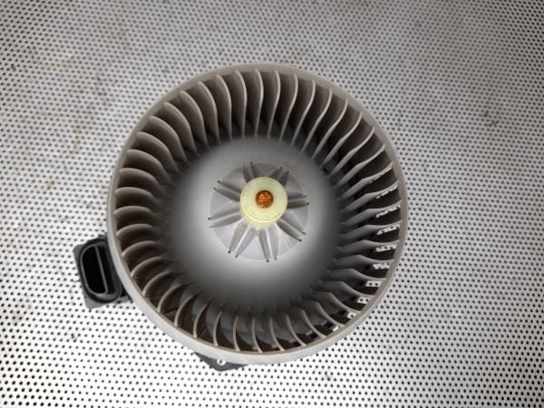 Motor da chauffage / sofagem TOYOTA Yaris (_P9_)