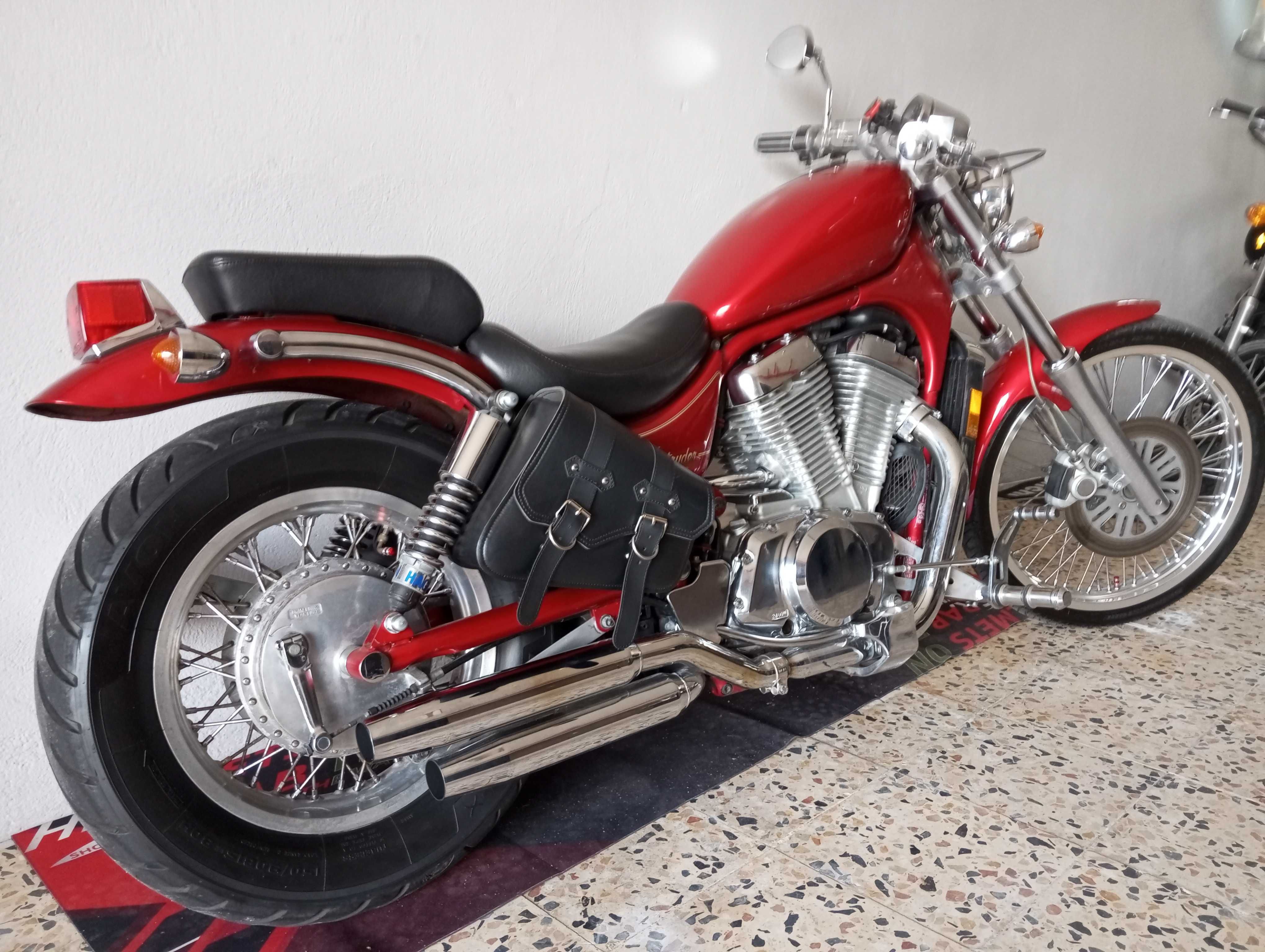 Suzuki VS 800 GLP