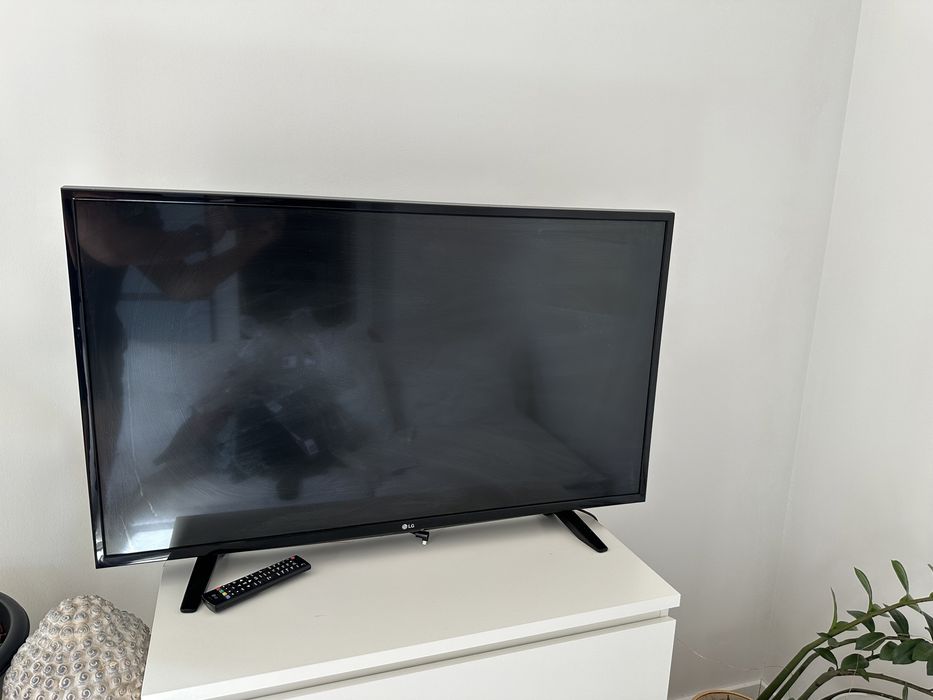 Telewizor LG UHD UH603V 43cale