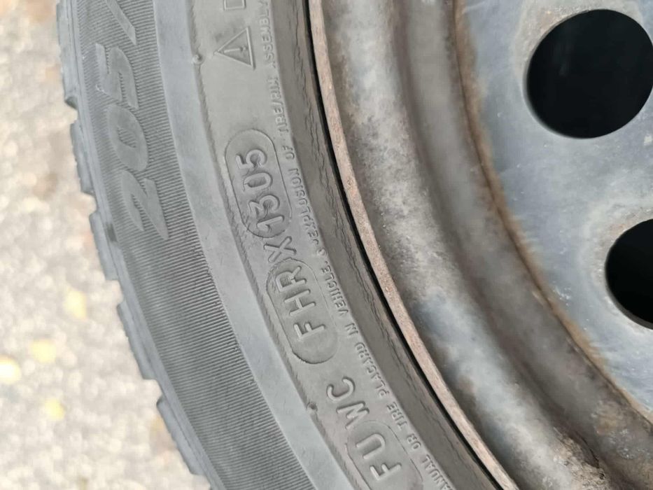 Michelin Alpin 205/55 16 Koła 4x100 Opony 2005r Zimowe Felgi
