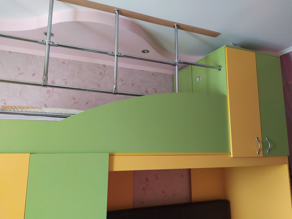 Срочно! Мебель в детскую комнату