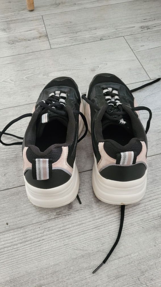 Buty sportowe damskie sneakersy R. 37