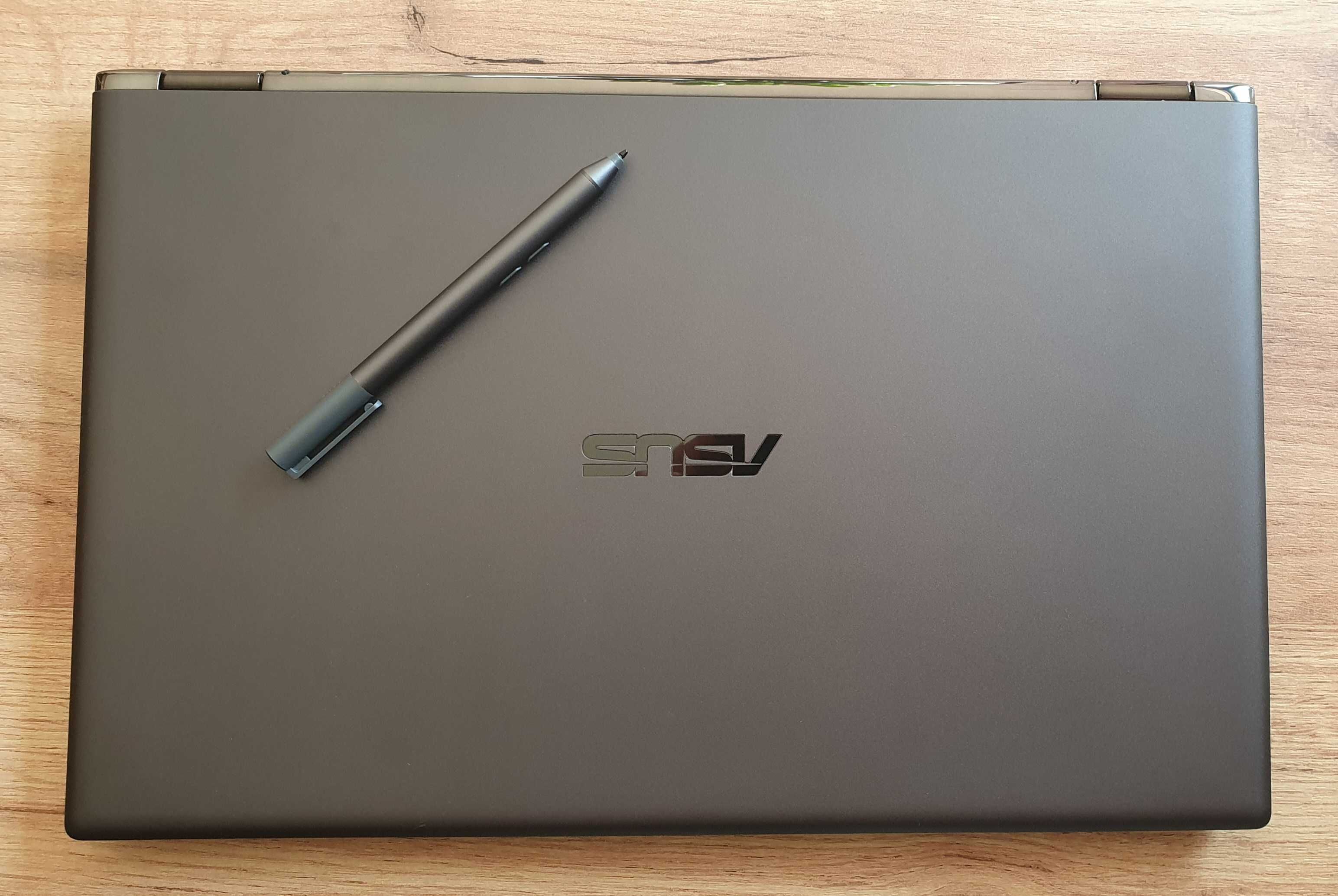Laptop ASUS ZenBook Flip ekran dotykowy obrotowy 360 rysik Intel 15,6"
