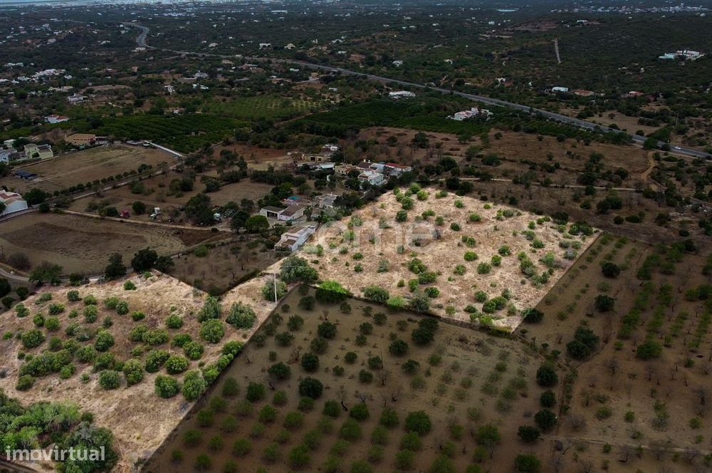 Terreno em Moncarapacho - Olhão
