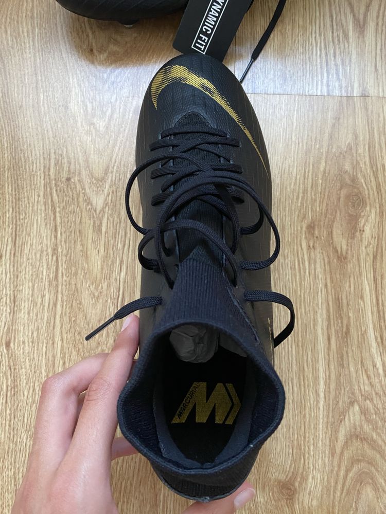 Chuteiras pretas relvado natural Nike