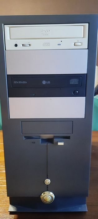 Komputer stacjonarny